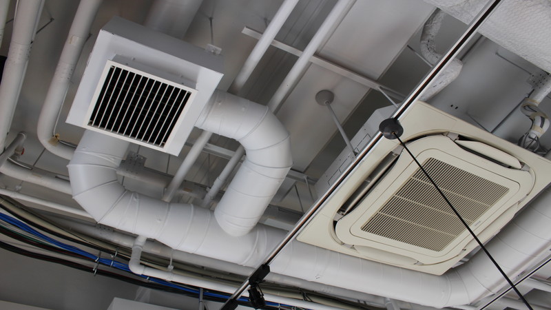 省エネを支える空調設備工事の進化